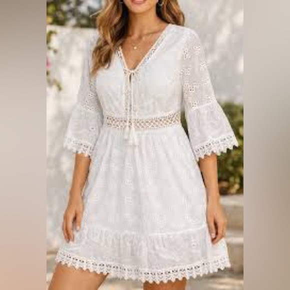 Dresses & Skirts - Fit and Flare Romantic White Dress Eyelet Heart Lace Bell Sleeve Boho Resort XS